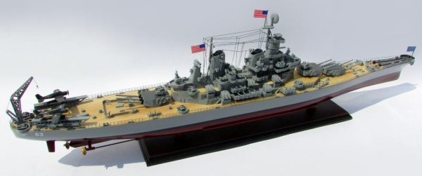 USS Missouri Model Boat - GN - Image 14