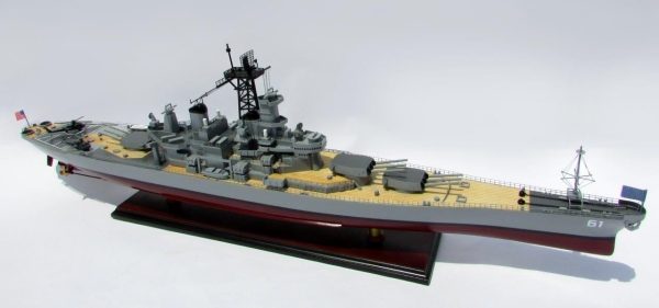 USS Iowa Model Boat - GN - Image 15