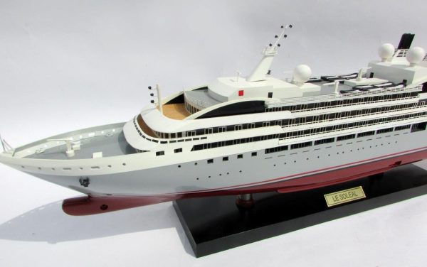 La Soleal Wooden Model Boat - GN - Image 5