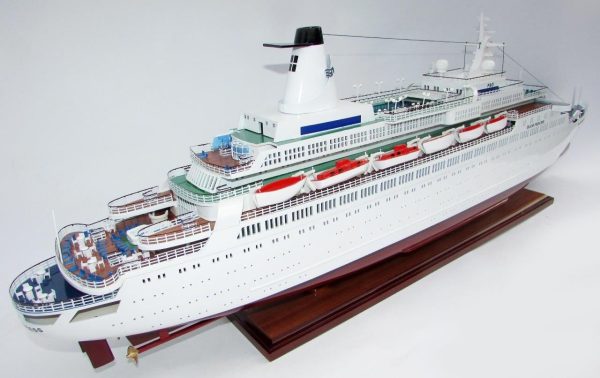MS Island Princess Ship Model - GN - Image 10