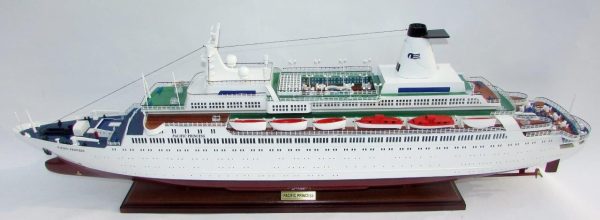 MS Pacific Princess Model Boat - GN - Image 3