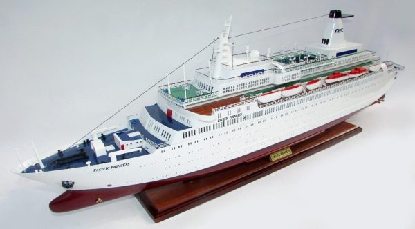 MS Pacific Princess Model Boat - GN - Image 4