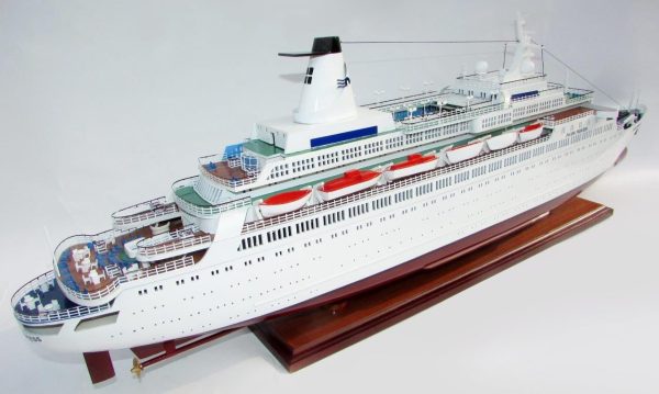 MS Pacific Princess Model Boat - GN - Image 9