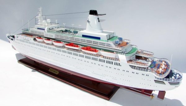 MS Pacific Princess Model Boat - GN - Image 11