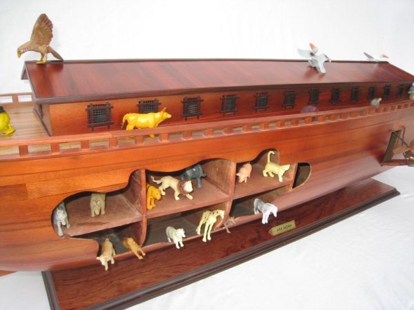 Noah's Ark Model Boat - GN - Image 6