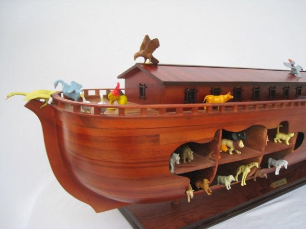 Noah's Ark Model Boat - GN - Image 18