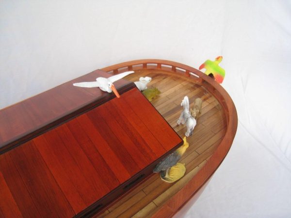 Noah's Ark Model Boat - GN - Image 20