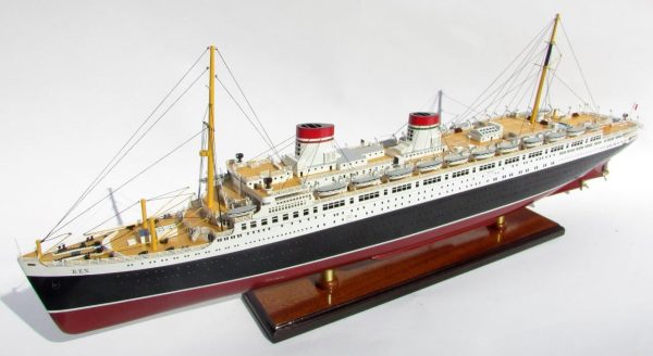 SS Rex Model Boat - GN - Image 3