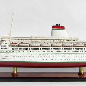 SS Leonardo Da Vinci White & Red Hull Ship Model - GN