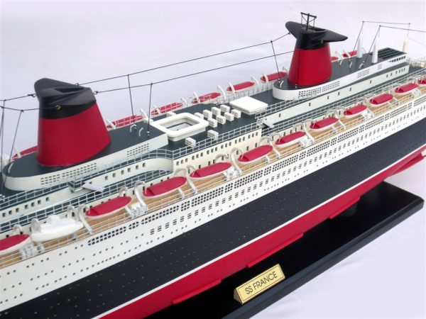 SS France Special Edition Wooden Model Boat - GN - Image 6
