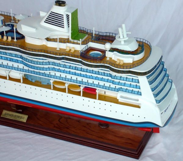 Serenade of the Seas Wooden Model Boat - GN - Image 4