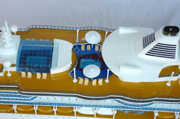 Serenade of the Seas Wooden Model Boat - GN - Image 7
