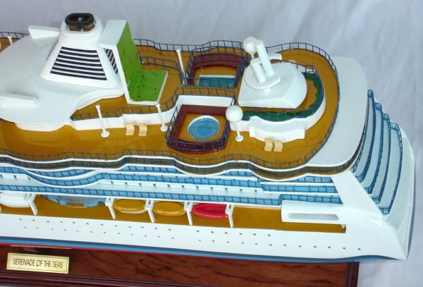 Serenade of the Seas Wooden Model Boat - GN - Image 8