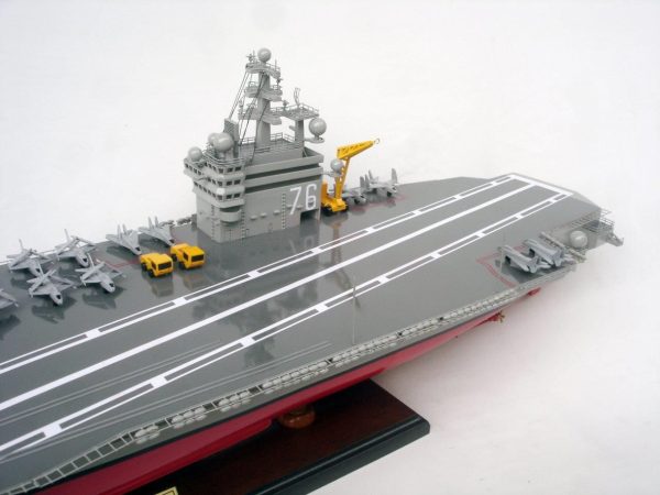 USS Ronald Reagan CVN -76 Model Aircraft Carrier - GN - Image 6