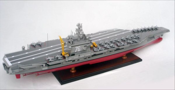 USS Ronald Reagan CVN -76 Model Aircraft Carrier - GN - Image 13