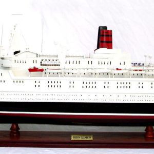 Queen Elizabeth 2 Ship Model - GN