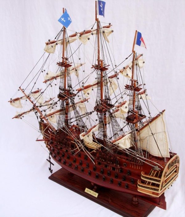Royal Louis Ship Model - GN - Image 3