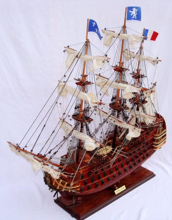 Royal Louis Ship Model - GN - Image 4