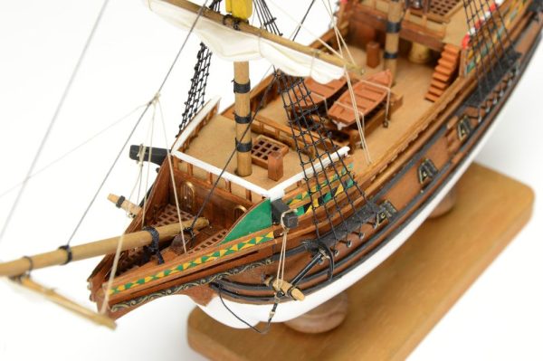 Mayflower Model Boat Kit Scale 1 to 135 - Amati (600/05) - Image 6