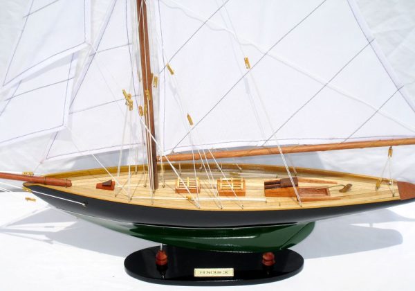 Pen Duick Model Ship - GN - Image 4