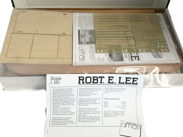 Robert E Lee Model Boat Kit Amati (1439) - Image 9