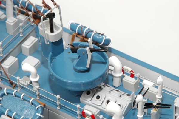 Montbretia Model War Ship - Image 6