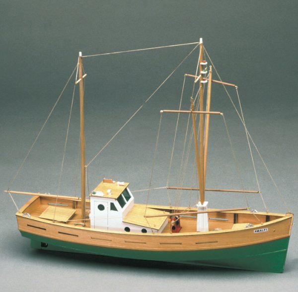 Amalfi. Mediterranean Fishing Boat Kit - Mantua Models (702)