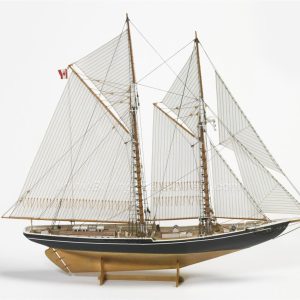 Blue Nose II Model Boat Kit - Billing Boats (B600)