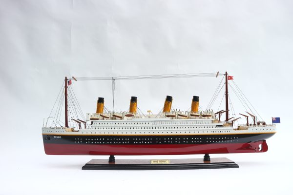 Titanic Model Ship - GN - Image 2