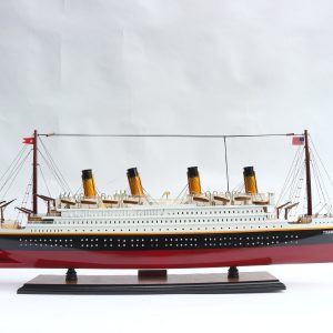 Titanic Model Ship - GN