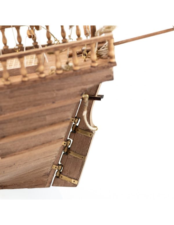 Nina Caravel Ship Model Kit - Amati (1411) - Image 5