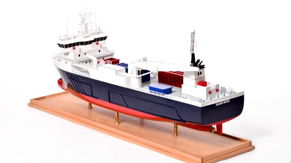Silver River Model Cargo Ship - Image 14