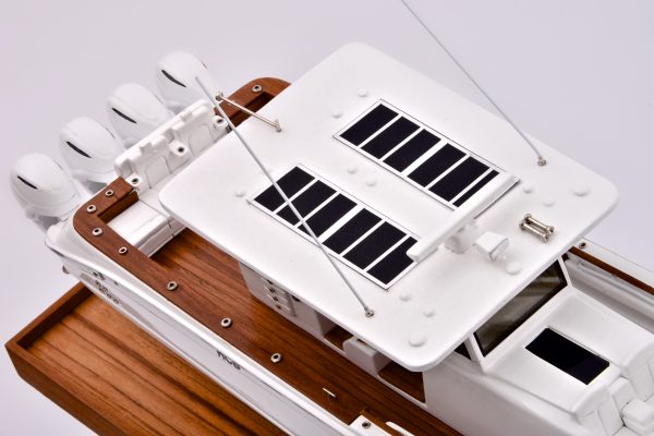 Suenos HCB Model Yacht (White) - Image 9