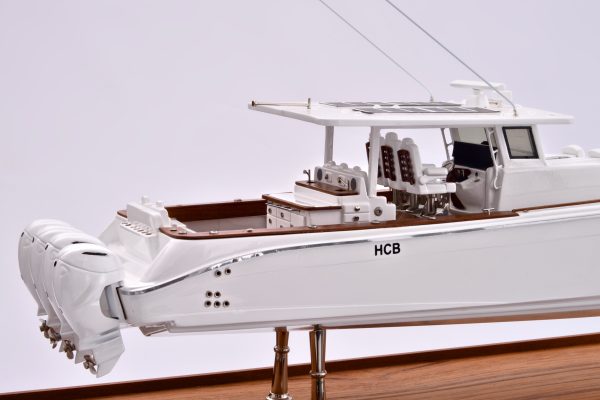 Suenos HCB Model Yacht (White) - Image 7