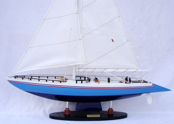 Stars & Stripes Model Yacht (Standard Range) - GN - Image 3