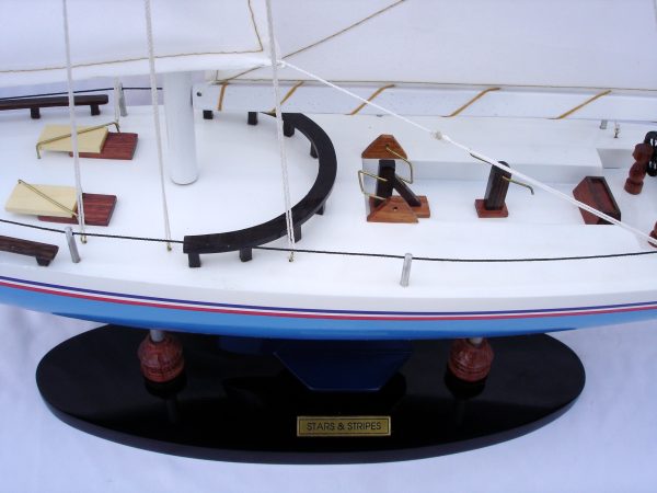 Stars & Stripes Model Yacht (Standard Range) - GN - Image 6
