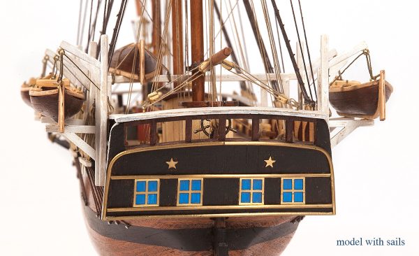 Essex Model Ship Kit (with Sails) - Occre (12006) - Image 8