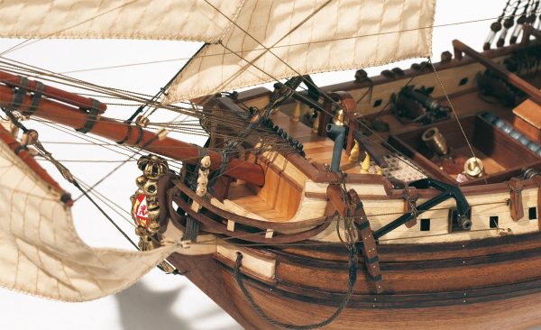 La Candelaria Ship Model Kit - Occre (13000) - Image 3