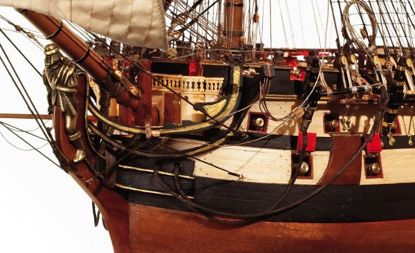 Montanes Model Boat Kit - Occre (15000) - Image 4