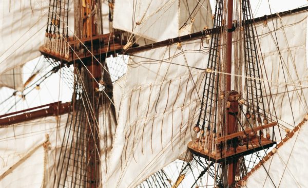 Montanes Model Boat Kit - Occre (15000) - Image 7