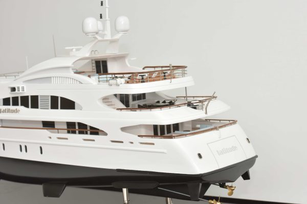 MY Latitude 53m Benette - Image 13