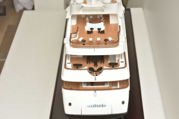 MY Latitude 53m Benette - Image 16