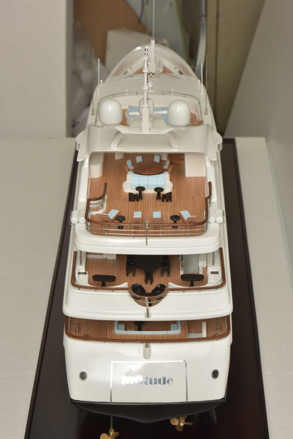 MY Latitude 53m Benette - Image 19