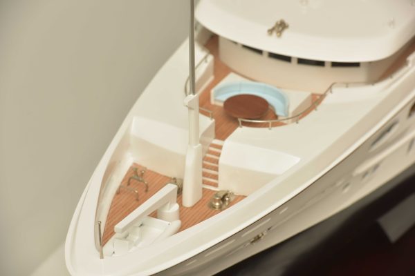 MY Latitude 53m Benette - Image 27
