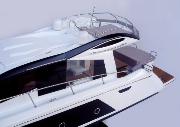 Cranchi 54 HT Model Ship - GN - Image 6