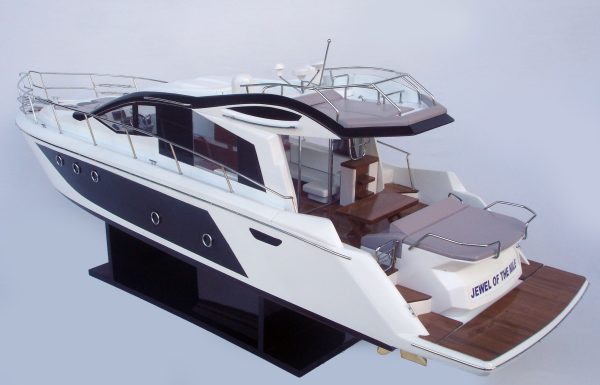 Cranchi 54 HT Model Ship - GN - Image 7