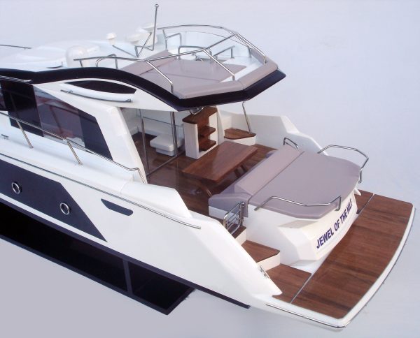 Cranchi 54 HT Model Ship - GN - Image 9