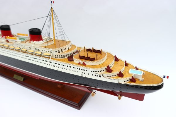 Normandie Special Edition Wooden Model Ship - GN - Image 9