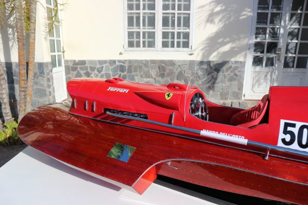 Ferrari Hydroplane XL Model Ship - GN - Image 3