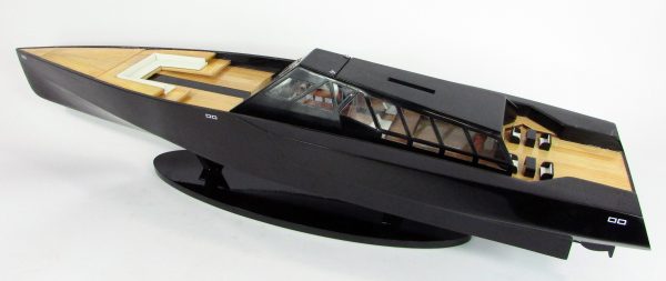 Wally Power 118 Wooden Model Ship - GN - Image 11